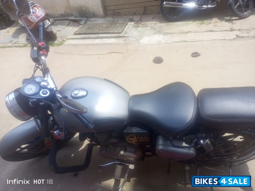 Royal Enfield Classic 350 Dual Channel BS6