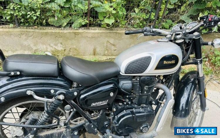 Benelli Imperiale 400