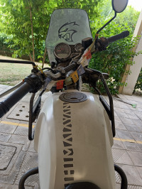 Snow White Royal Enfield Himalayan
