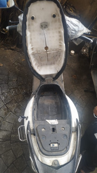 Black - White Joy e-bike Gen Nxt Nanu