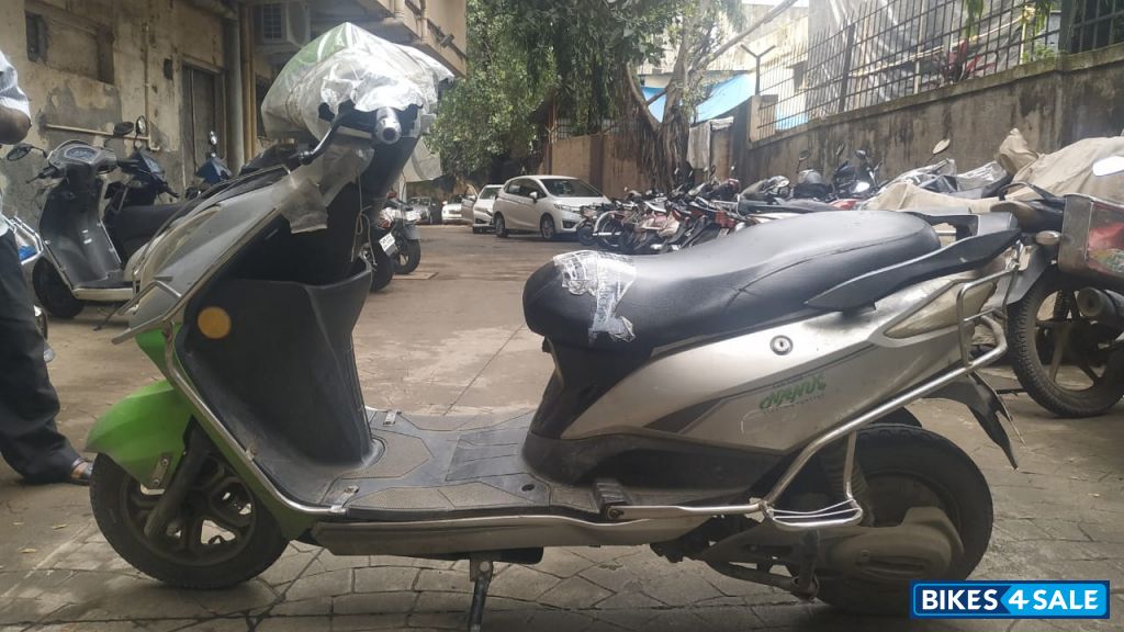 Grey - Green Joy e-bike Gen Nxt Nanu