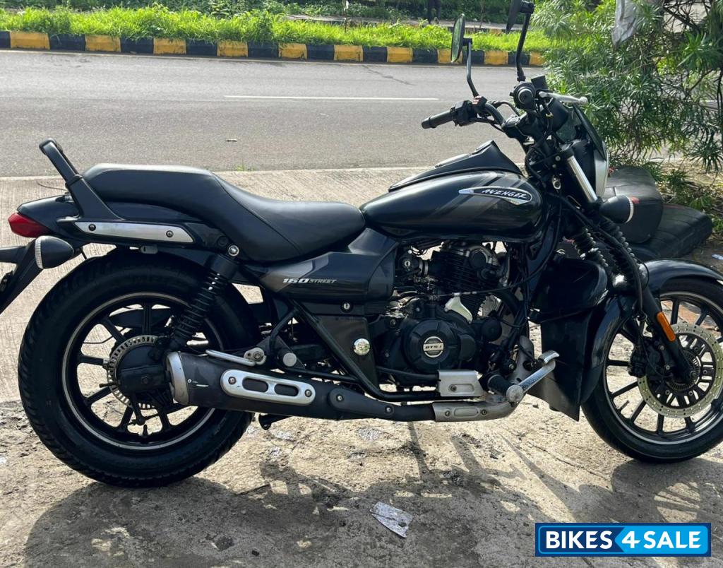 Bajaj Avenger Street 160