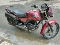 Red Honda Shine 125 Disc