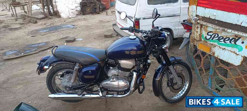Jawa forty two