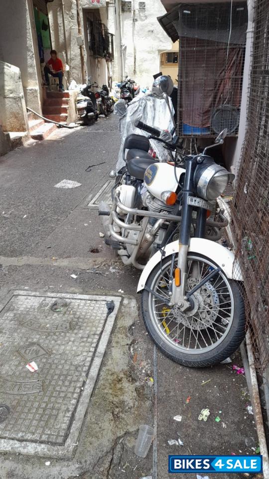 Royal Enfield Classic 350