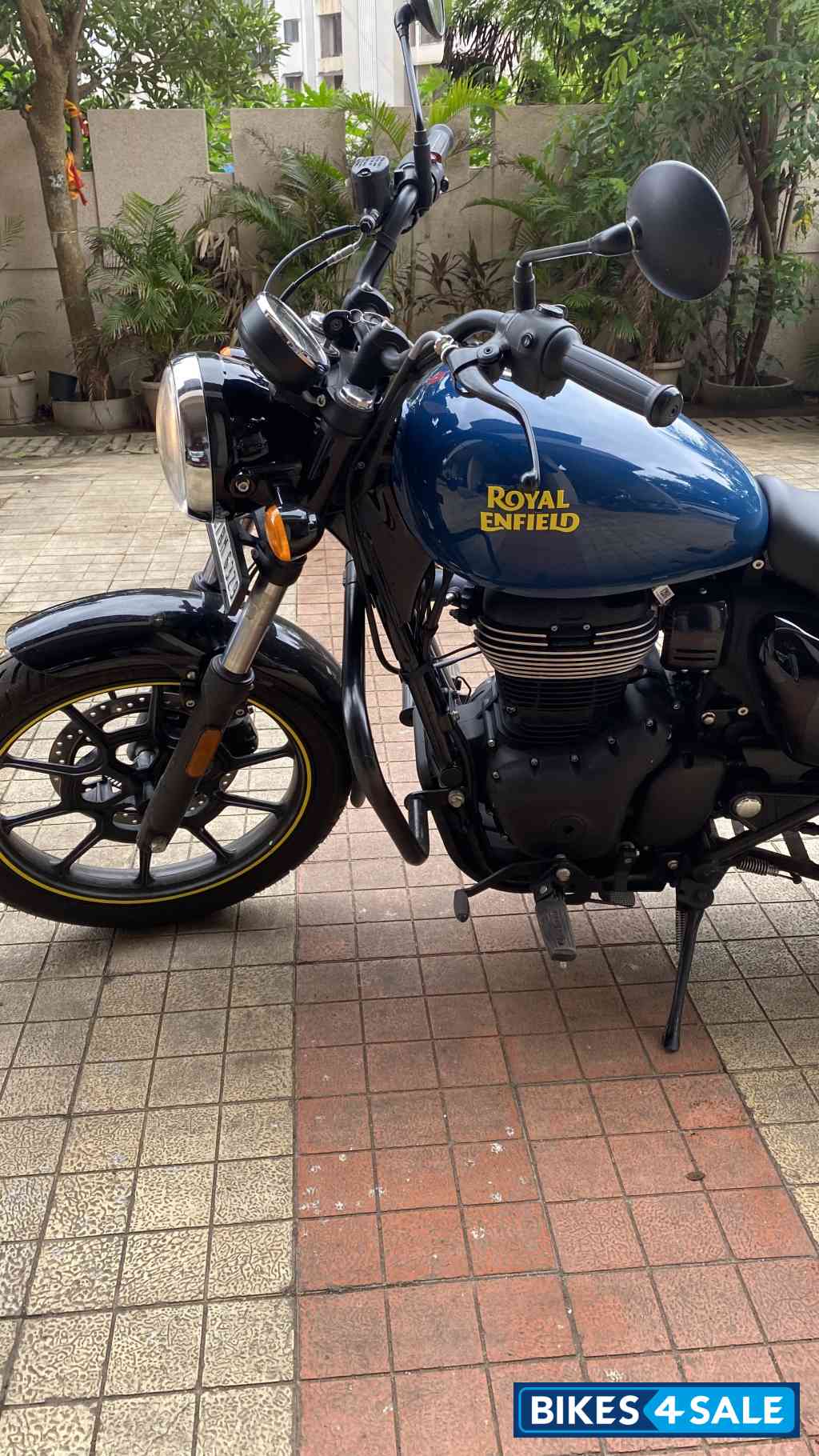 Blue Royal Enfield Meteor 350 Fireball