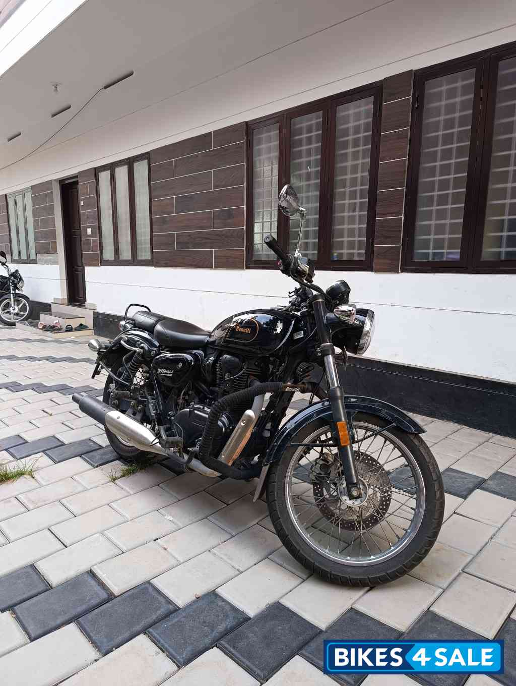 Benelli Imperiale 400 BS6