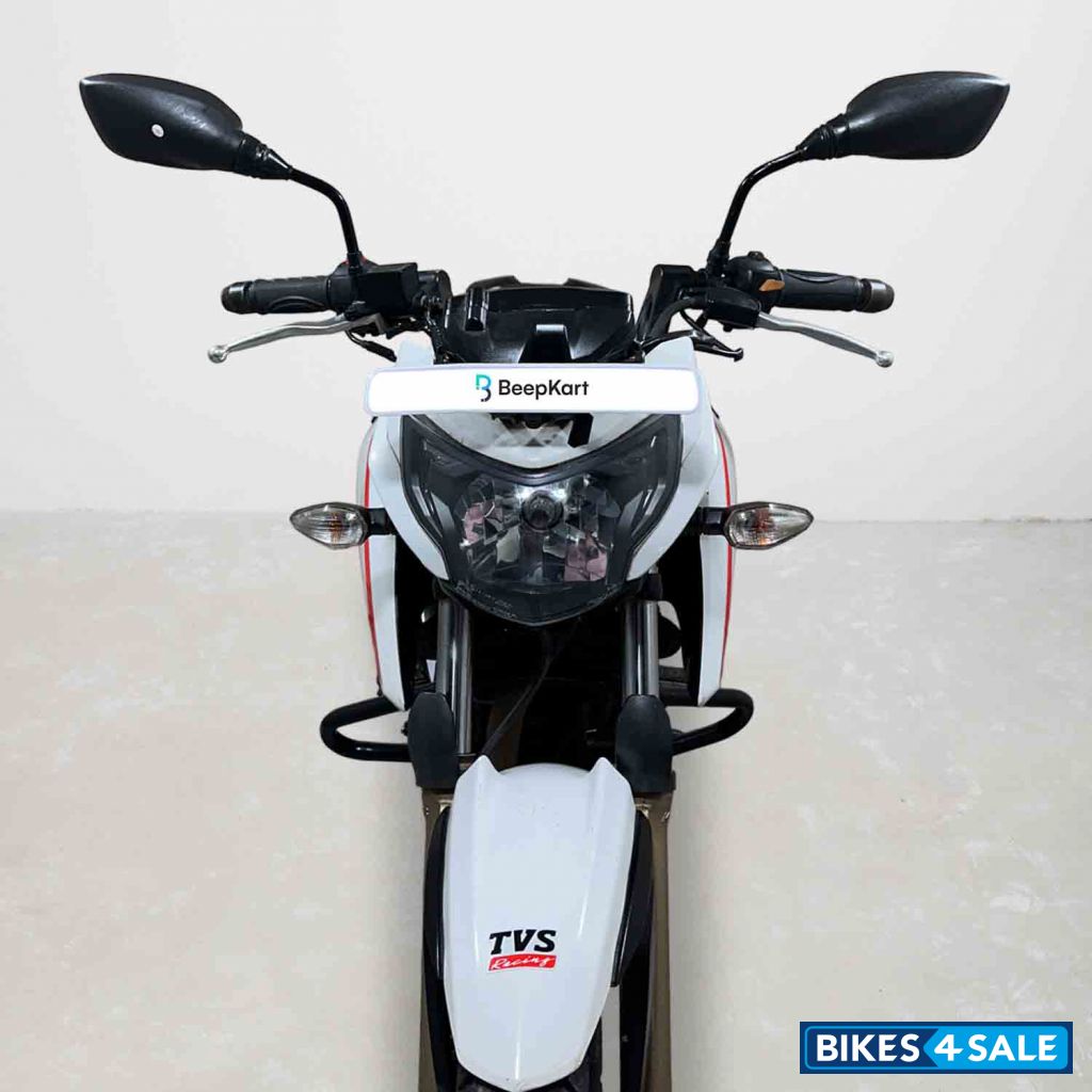 TVS Apache RTR 200 4V