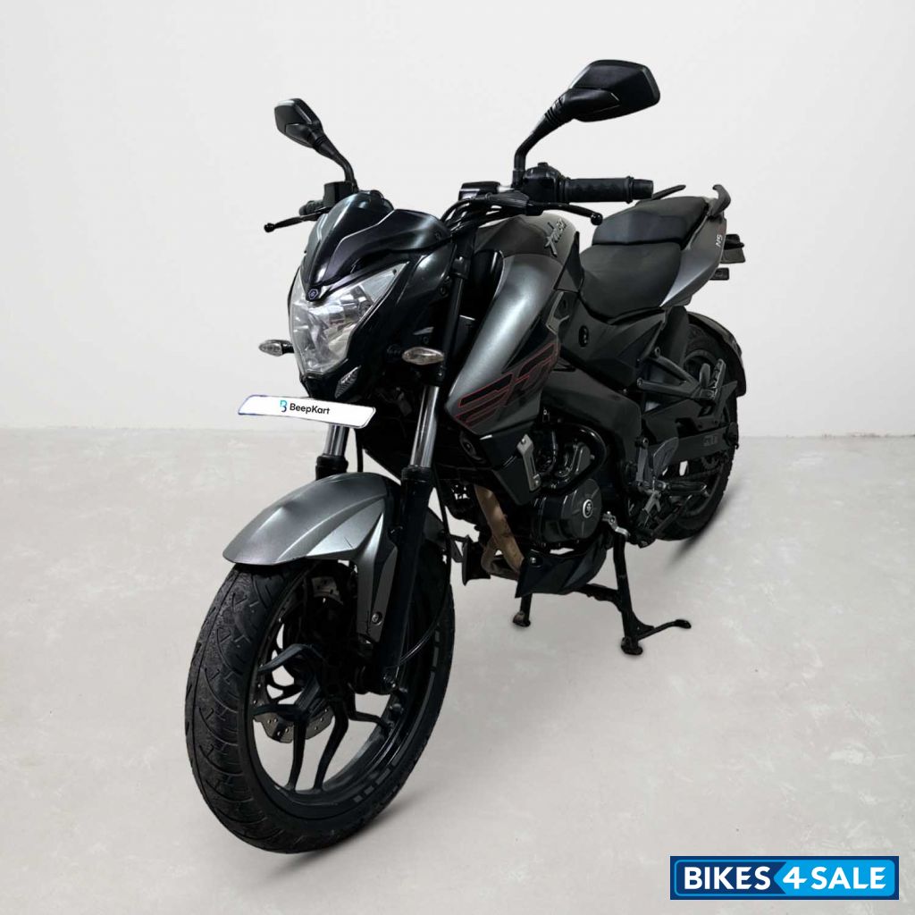 Bajaj Pulsar NS200