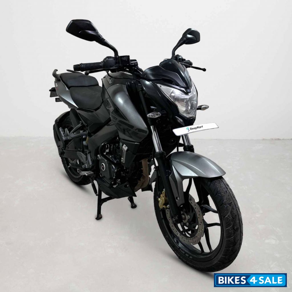 Bajaj Pulsar NS200