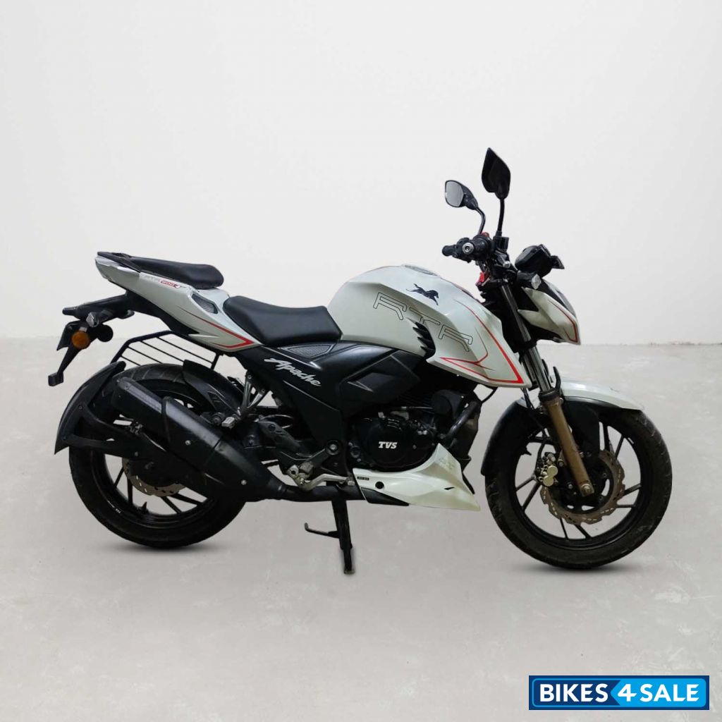 TVS Apache RTR 200 4V