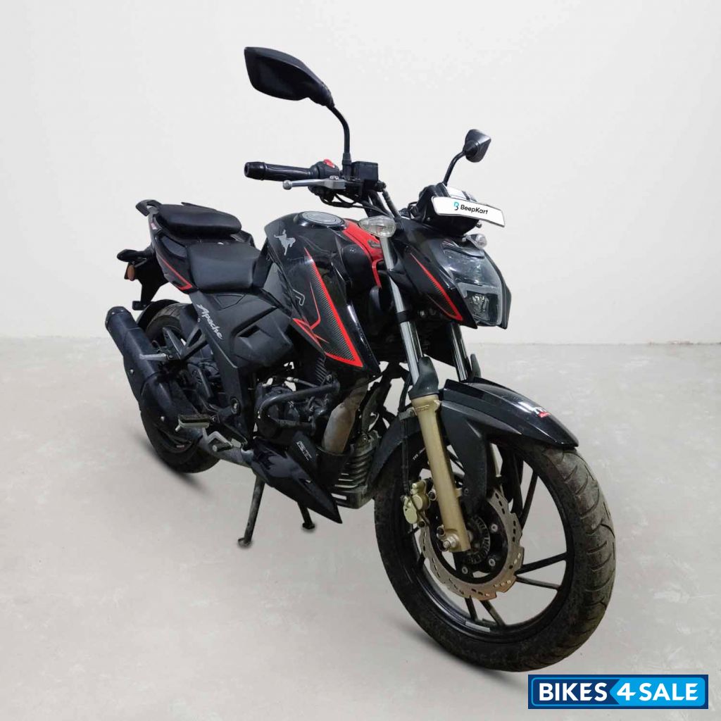 TVS Apache RTR 200 4V