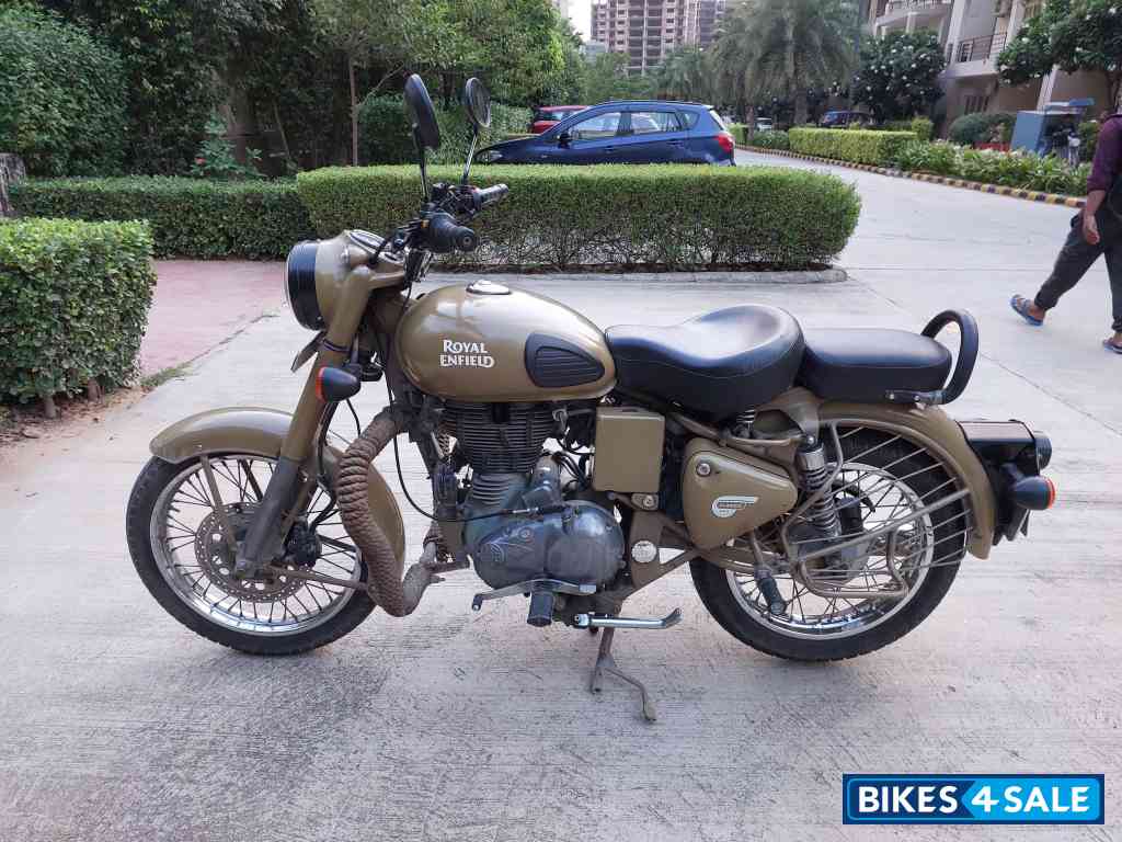 Royal Enfield Classic Desert Storm