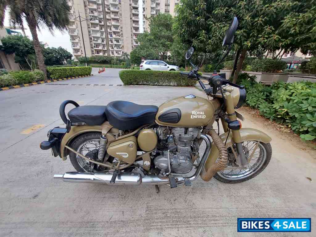 Royal Enfield Classic Desert Storm