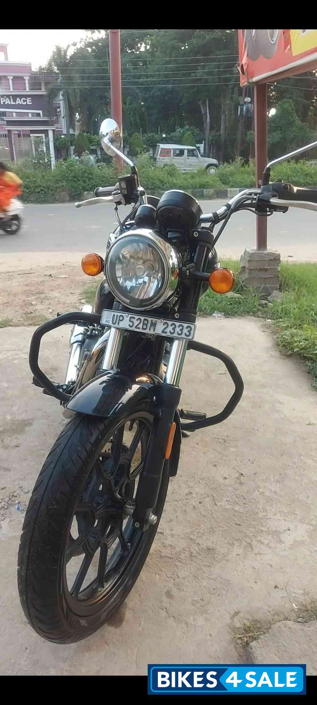 Blue Royal Enfield Meteor 350 Stellar