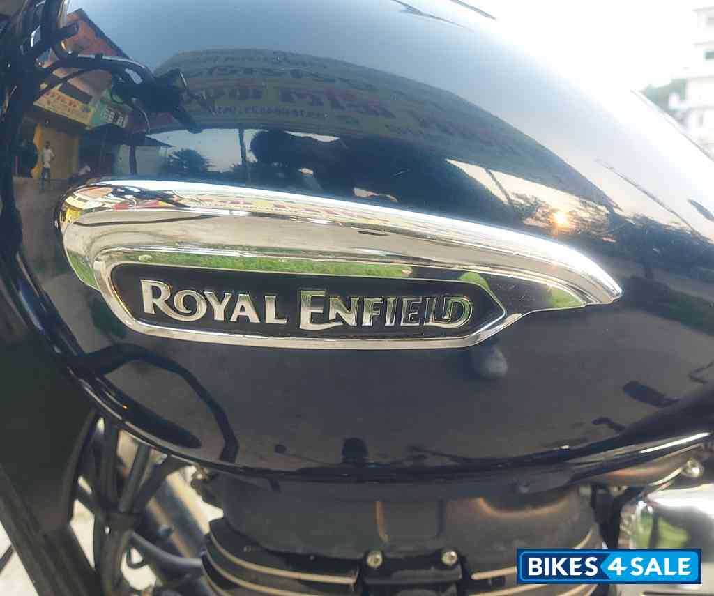 Blue Royal Enfield Meteor 350 Stellar