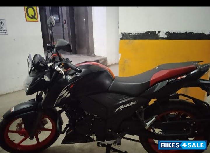 TVS Apache RTR 160 4V Special Edition