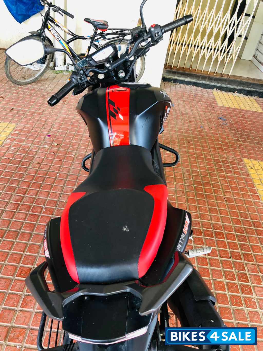 TVS Apache RTR 160 4V Special Edition