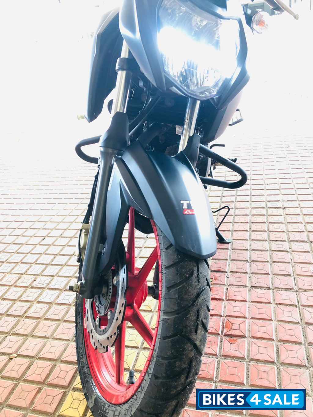 TVS Apache RTR 160 4V Special Edition