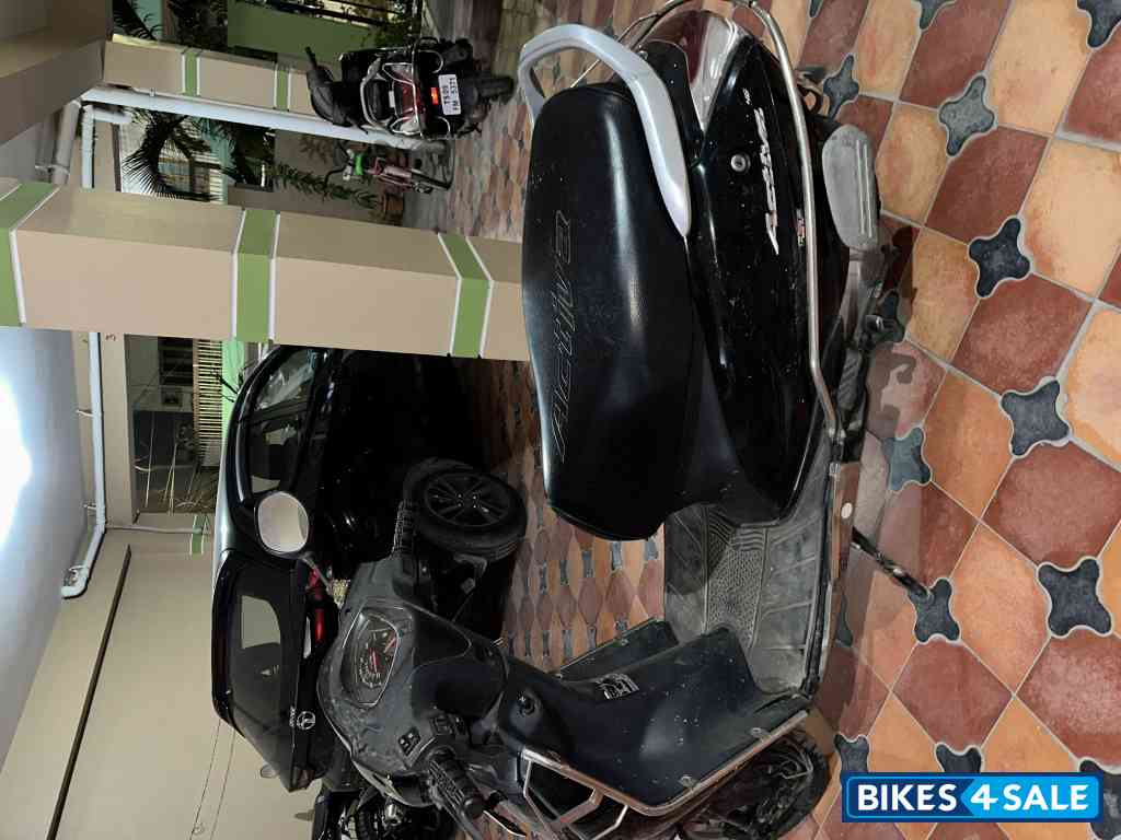 Black Honda Activa 4G
