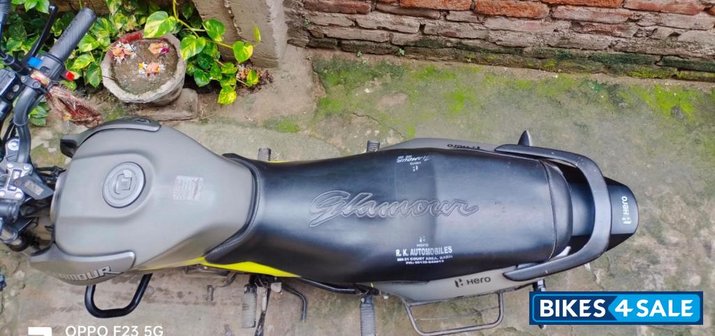 Matt Vernier Grey Hero Glamour 125 Disc