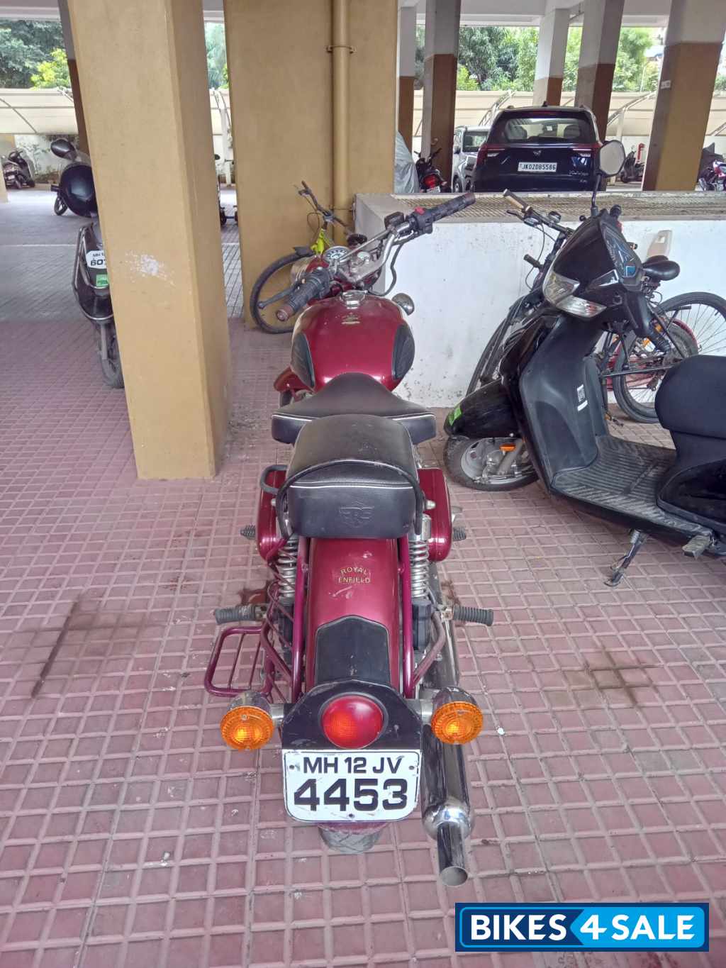 Royal Enfield Classic 350