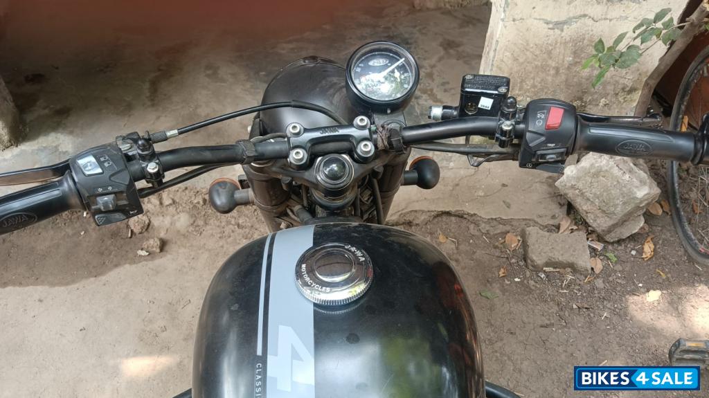 Jawa 42 Dual Channel ABS AllStar Black