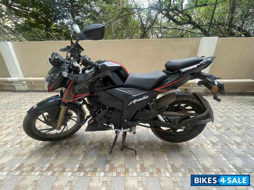 Black With Red Decals TVS Apache RTR 200 4V ABS Race Edition 2.0
