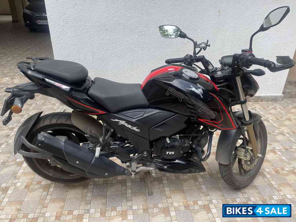 Black With Red Decals TVS Apache RTR 200 4V ABS Race Edition 2.0