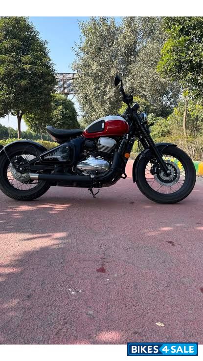 Jawa 42 Bobber Dual Channel ABS
