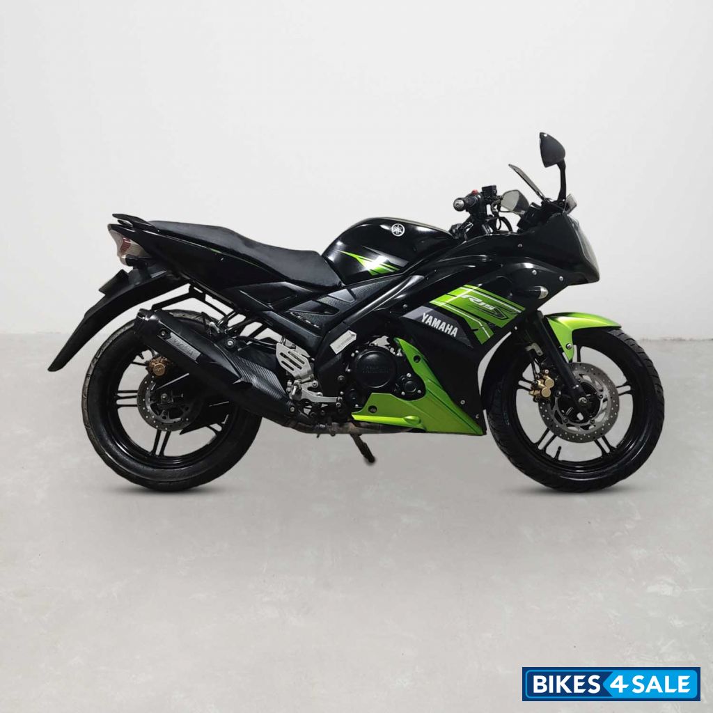 Yamaha YZF R15 S