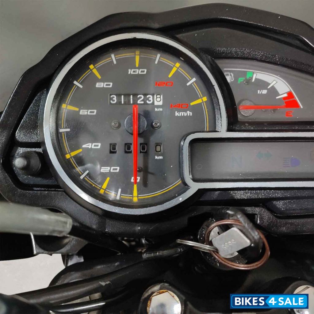 Bajaj Discover 150 S