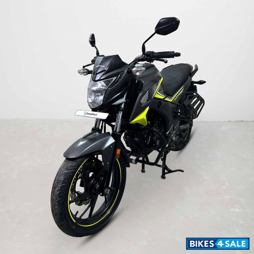 Honda CB Hornet 160R