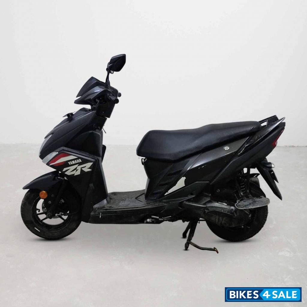 Yamaha Cygnus Ray ZR