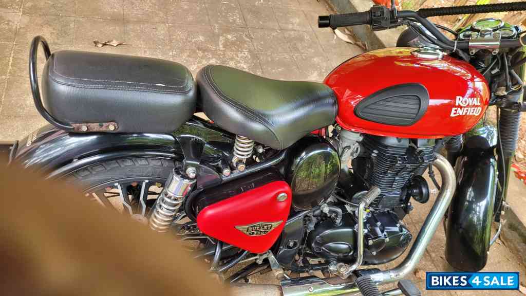 Royal Enfield Classic 350 Redditch Red