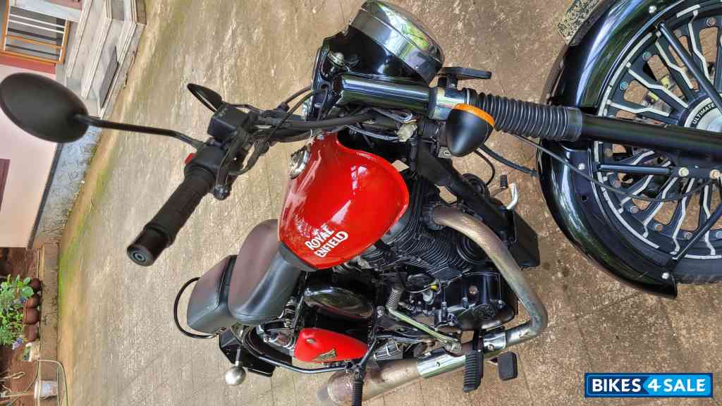 Royal Enfield Classic 350 Redditch Red