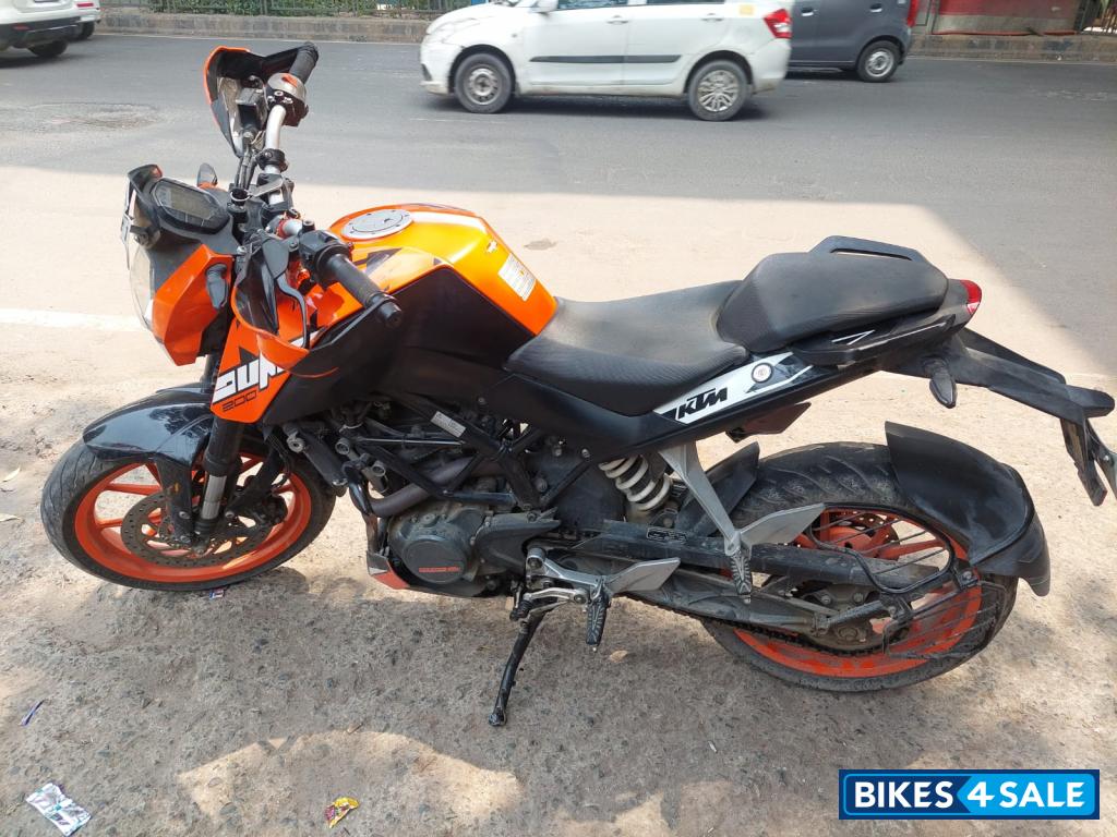 KTM Duke 200