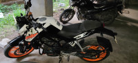 KTM Duke 200