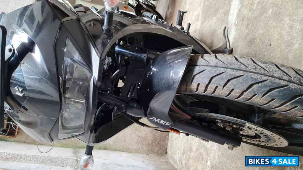 Panther Black Hero Xtreme 200S BS6