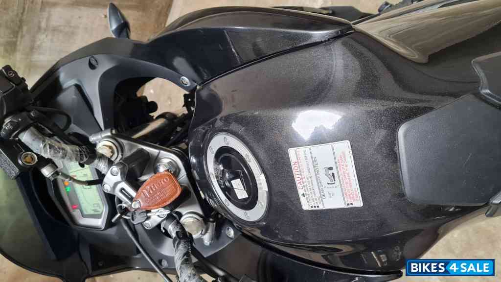 Panther Black Hero Xtreme 200S BS6