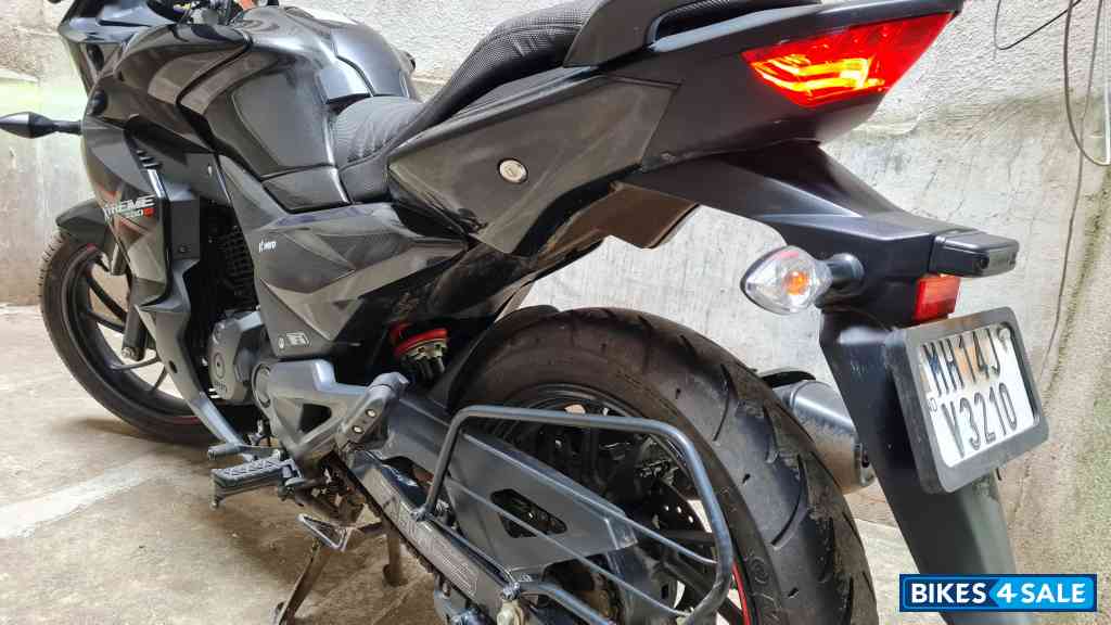 Panther Black Hero Xtreme 200S BS6