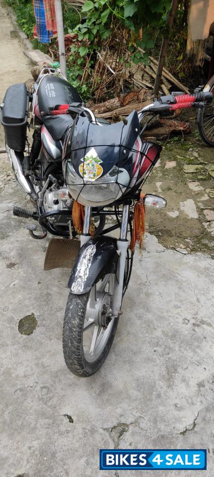 Black And Red Bajaj Discover 125