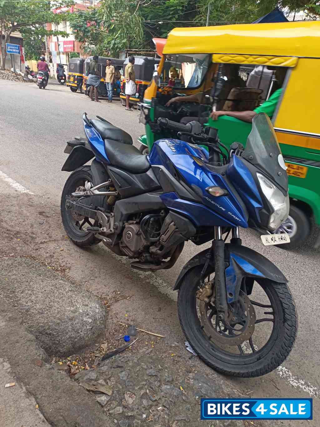 Blue Bajaj Pulsar AS 200