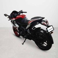 Bajaj Pulsar RS 200