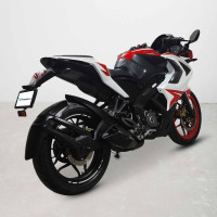 Bajaj Pulsar RS 200
