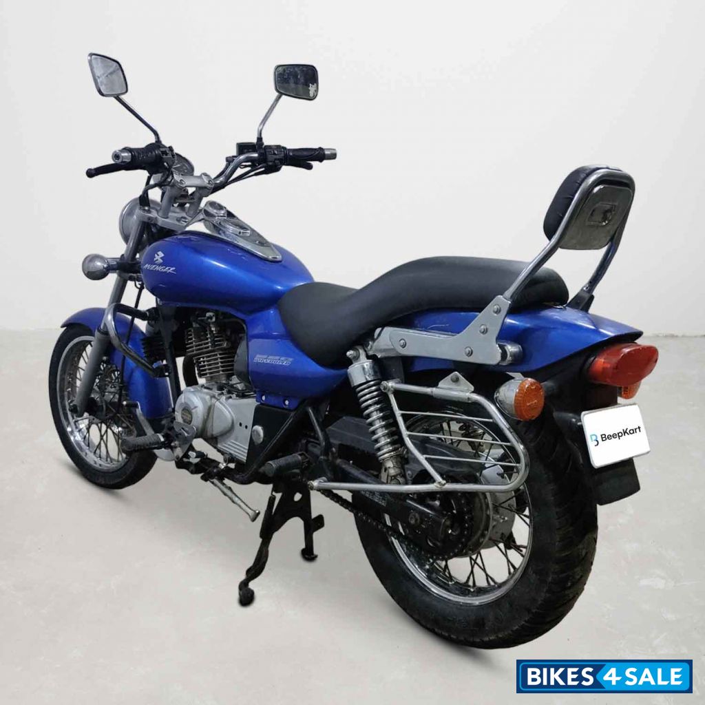 Bajaj Avenger 180 DTS-i