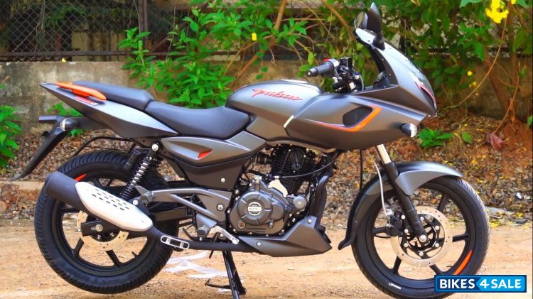 Bajaj Pulsar 180F Neon