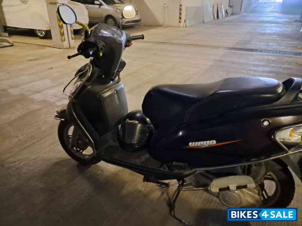 Brown TVS Wego