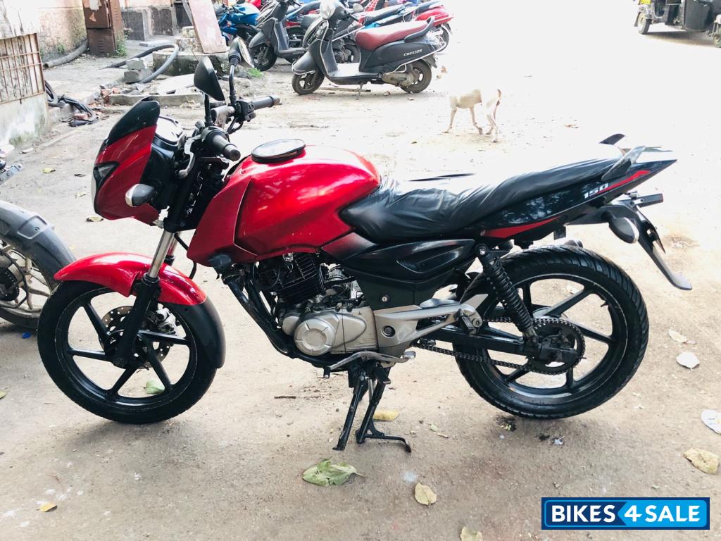 Red And Black Bajaj Pulsar 150 DTSi Red And Black Bajaj Pulsar 150 DTSi