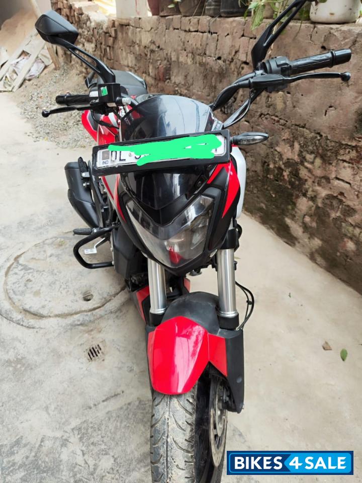 Bajaj Dominar 250 2022